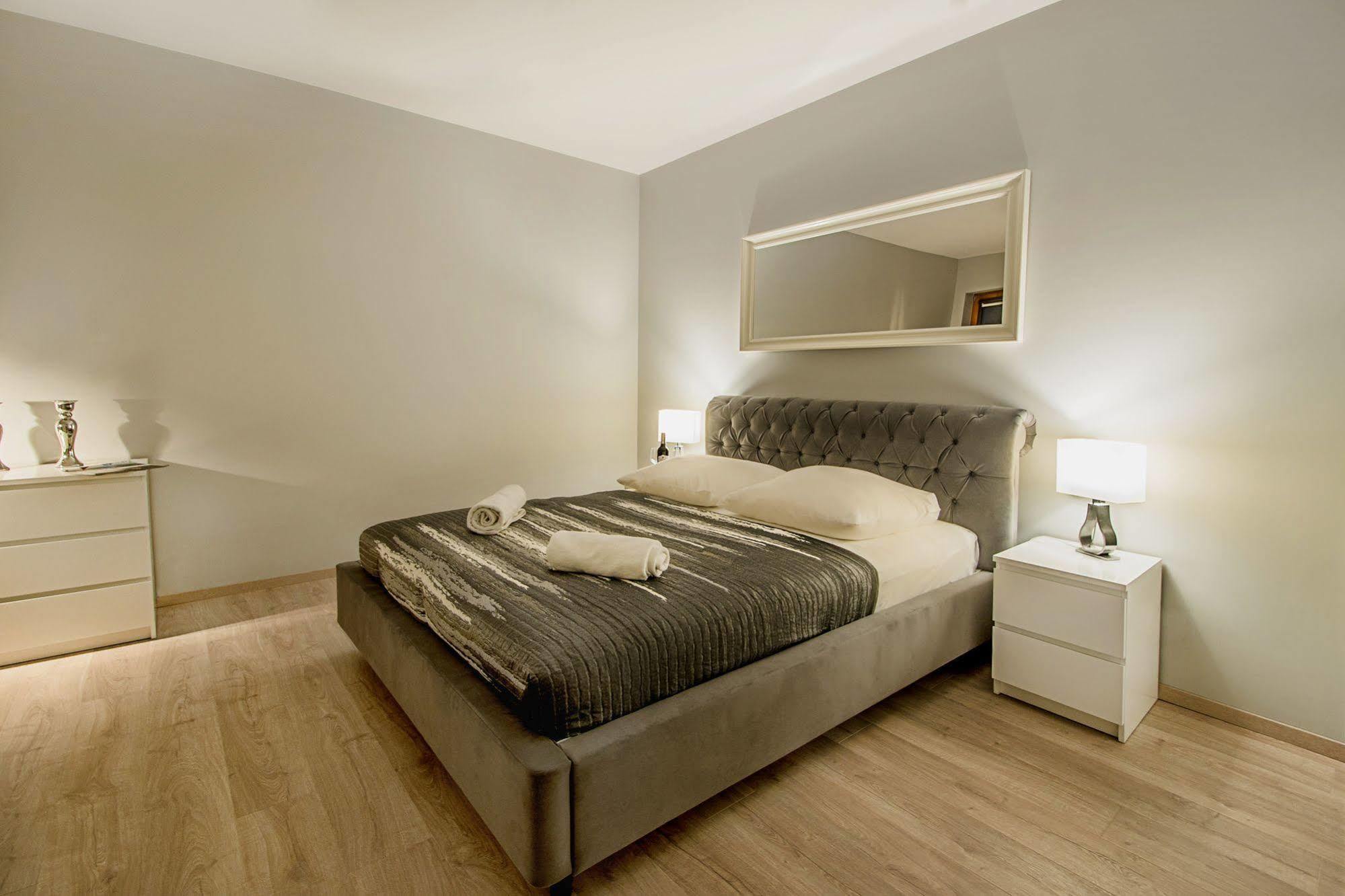 Angel City Center Krakow Aparthotel Екстер'єр фото