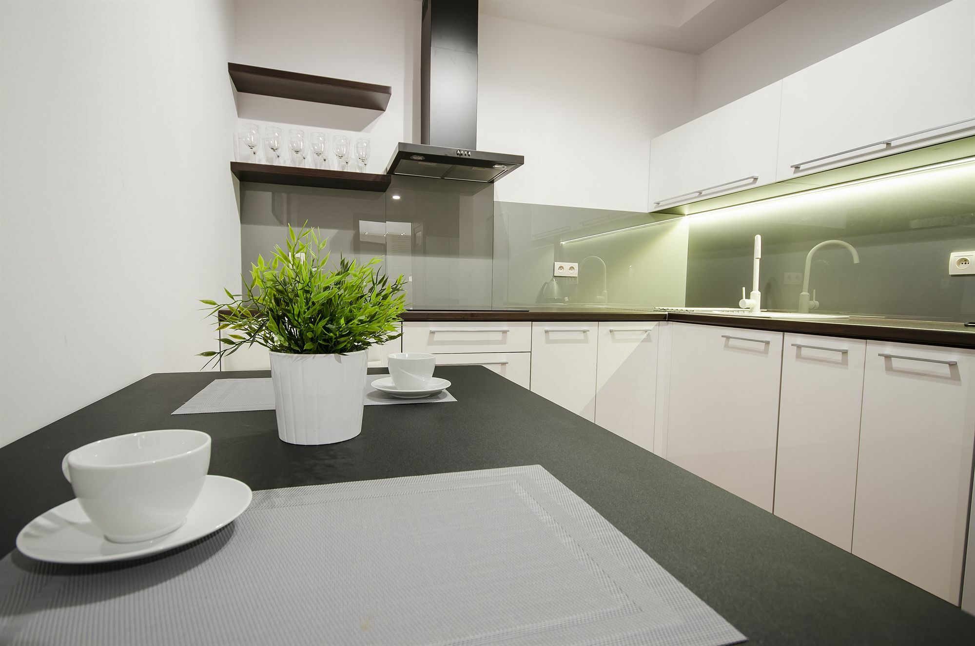 Angel City Center Krakow Aparthotel Екстер'єр фото